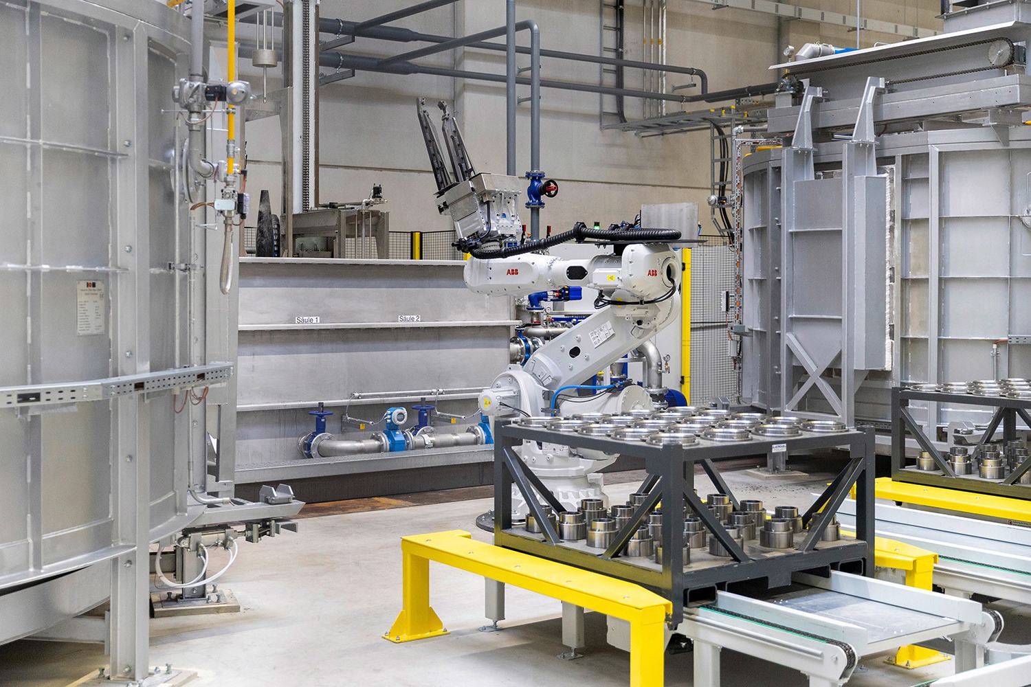 https://dimensions-magazin.de/wp-content/uploads/2026/06/46_rheinmetall_eroeffnung_werk_nds_hq_-241-von-255-1.jpg